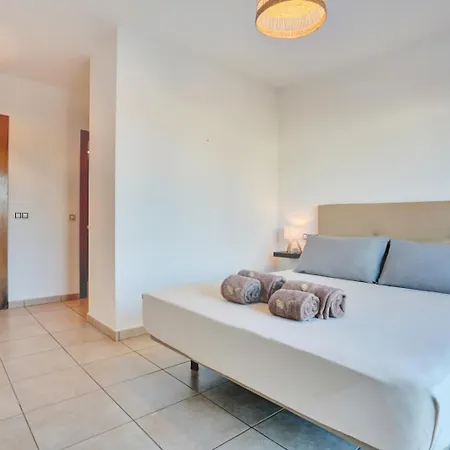 Aurea 1 Luxury House